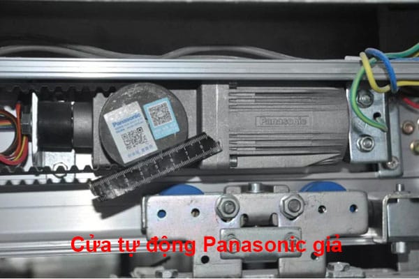Nhà thầu bị phạt vì lắp cửa tự động Panasonic giả